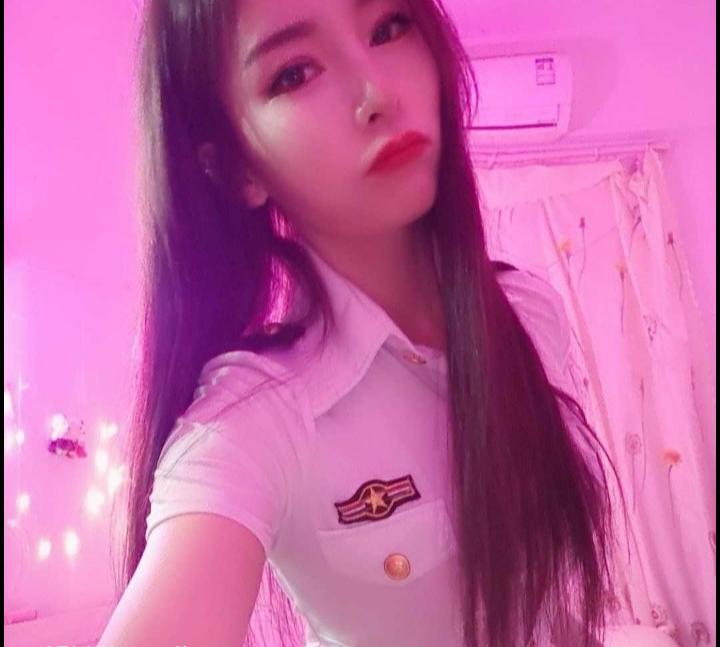 0f1005fd826bb4e 0f1005fd826bb4e
