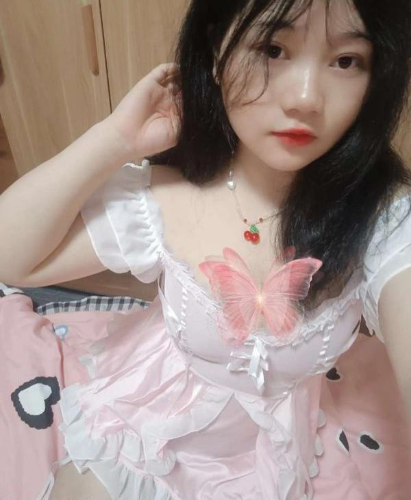 e880818cebe41eb e880818cebe41eb