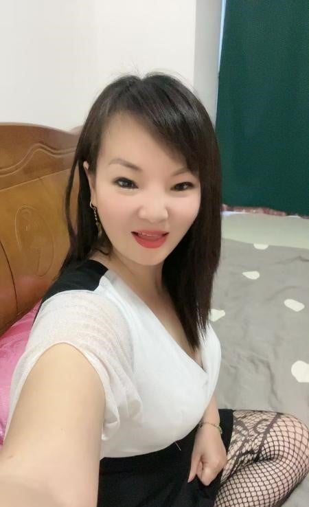 成都五根松熟女