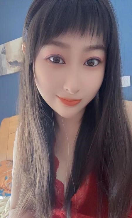 风骚粉嫩妞