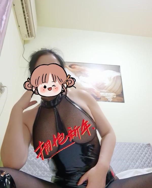 肥臀巨乳熟女