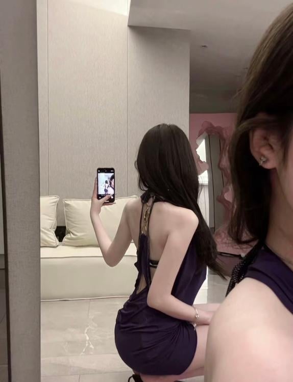 布丁颜值嫩妹