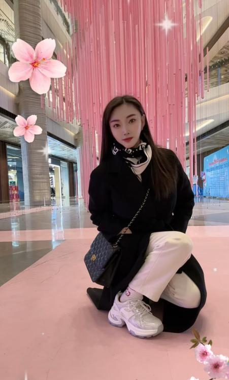 小课F杯姐姐