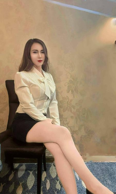 朝阳大胸骚妹子