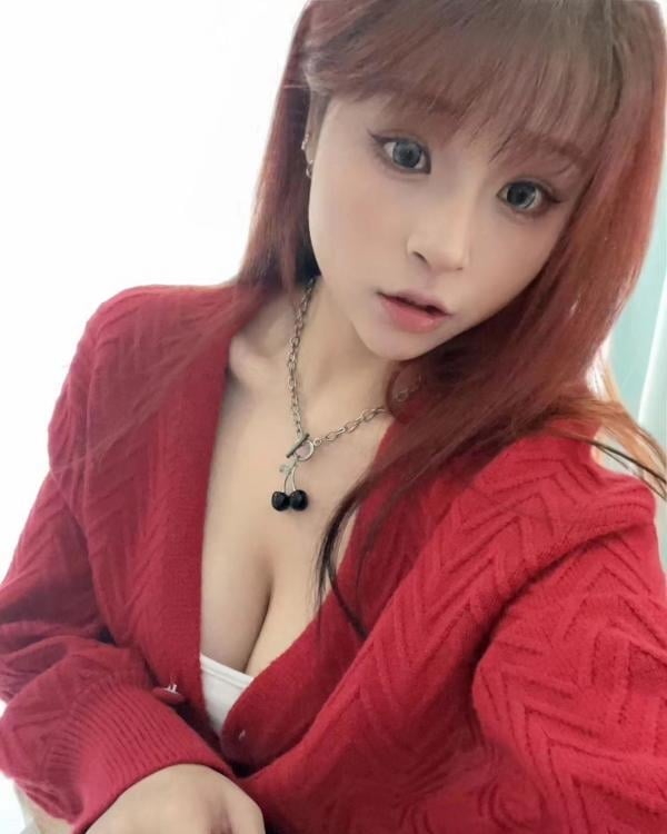 坂田巨乳雨萱