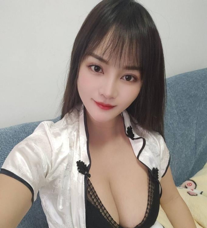 武侯服务系大胸骚妇