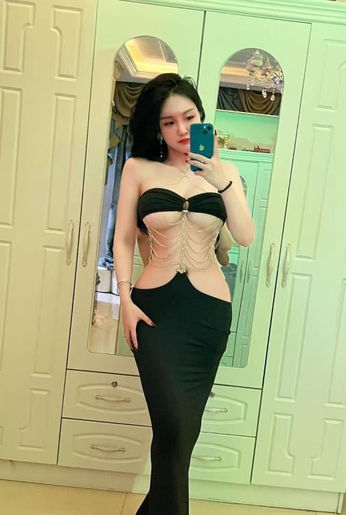 马达臀佳妮