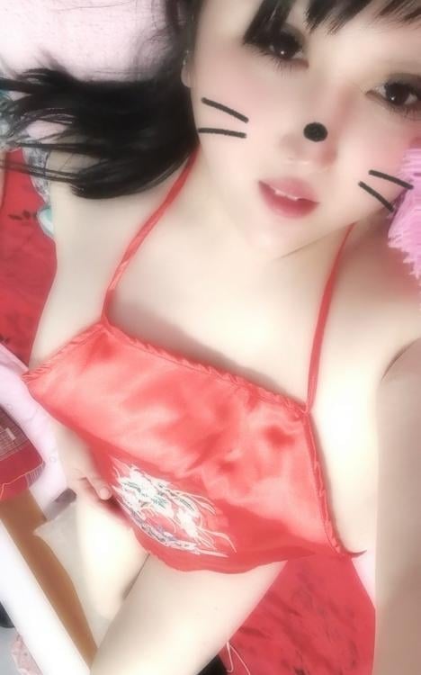 三通潮吹巨乳人妻老师