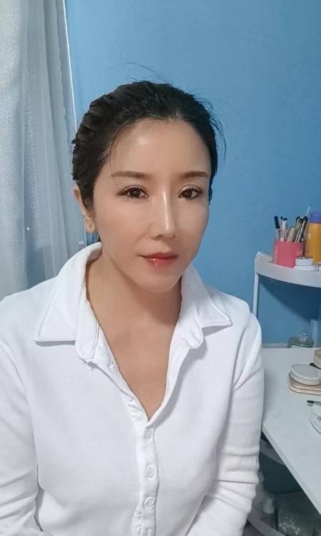大长腿骚妇