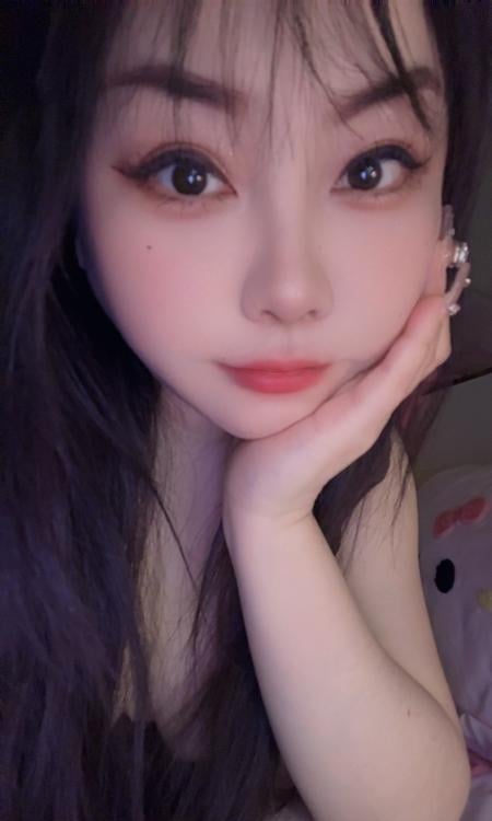 南门大胸妹子