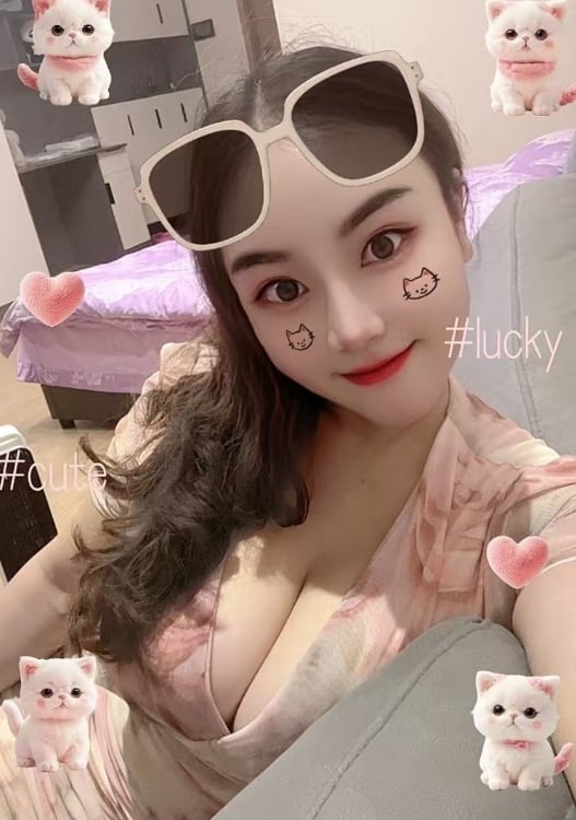 大胸少妇体验