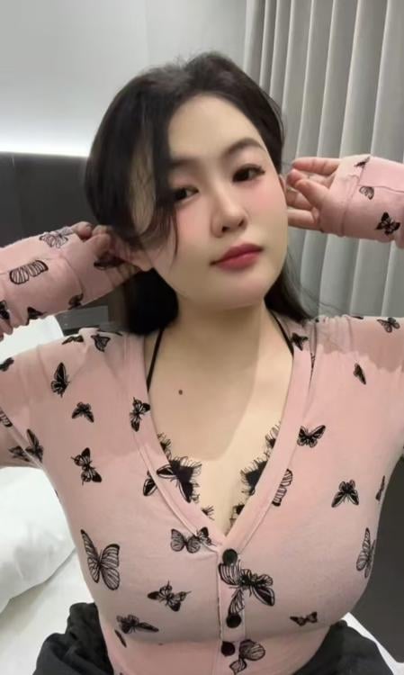 洪山巨乳肥臀周周体验