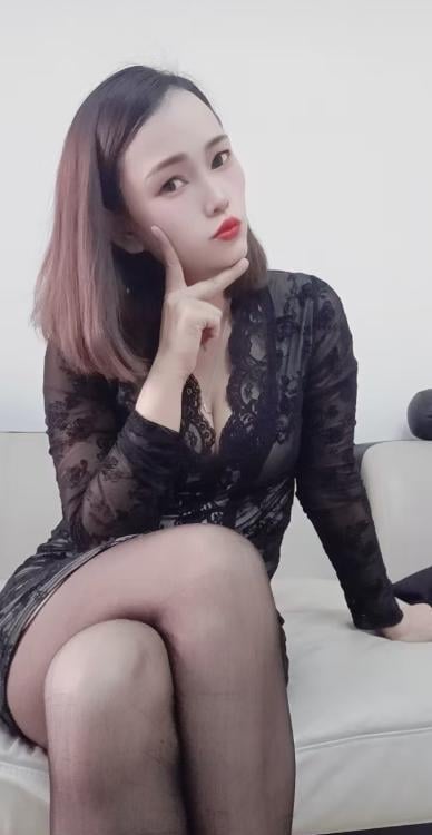打桩风骚人妻