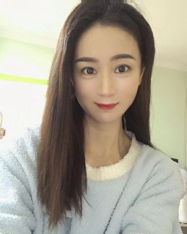 南坪美女