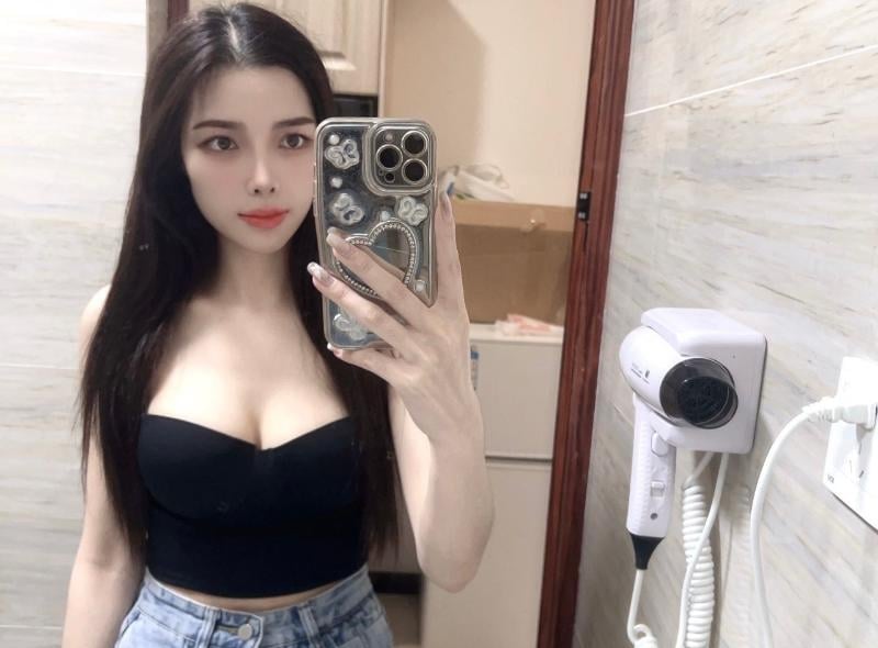 白云可可翘臀