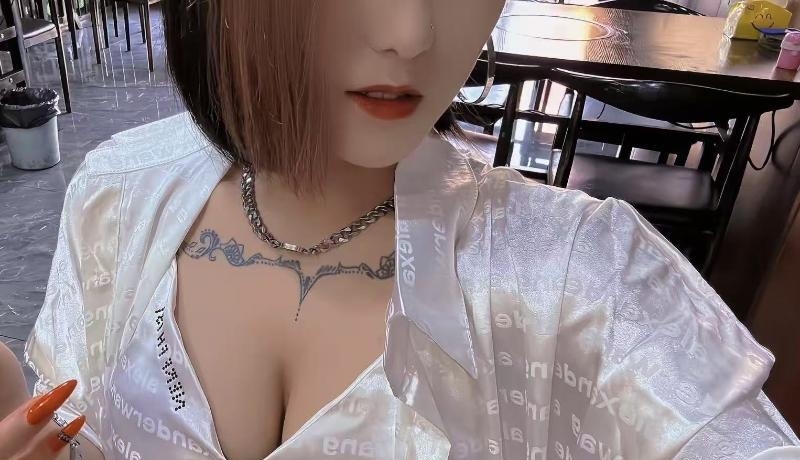 酷女小虾米