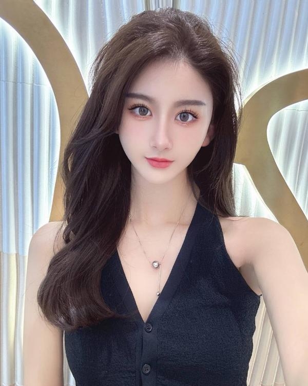 反差感颜值CC