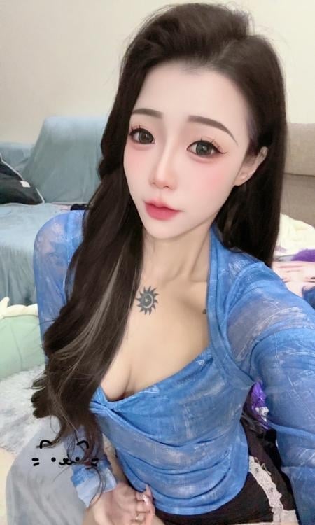 闵行小尤物青雪