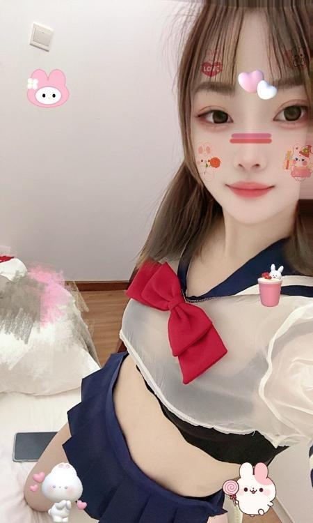 徐汇白栀女友感妹子