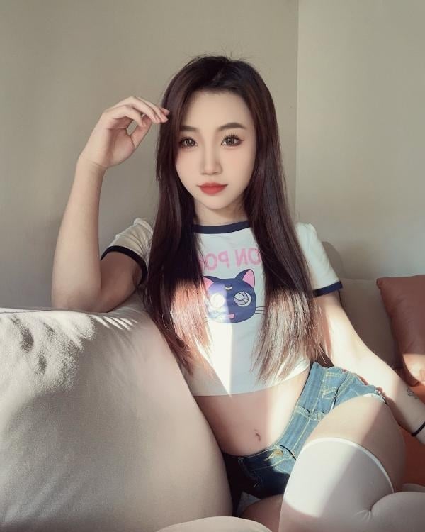 肤白长腿沐沐