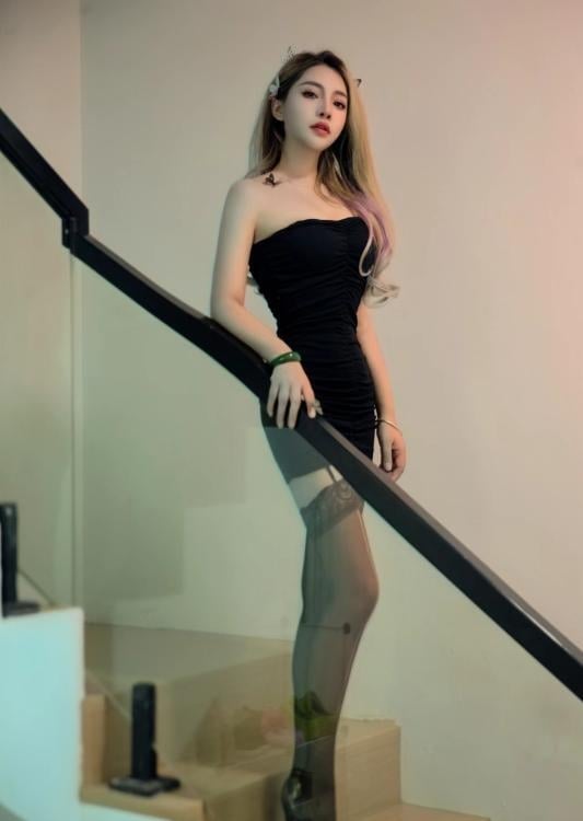 义乌风骚美女