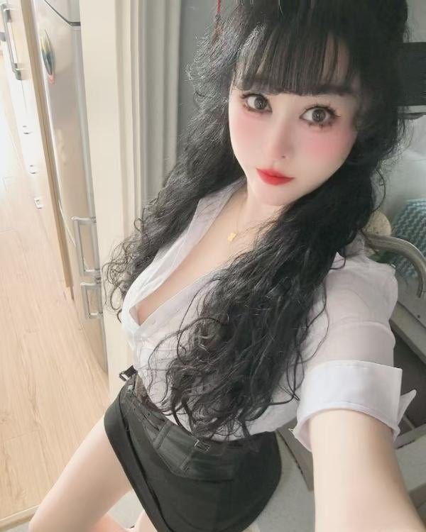 普陀花臂大奶