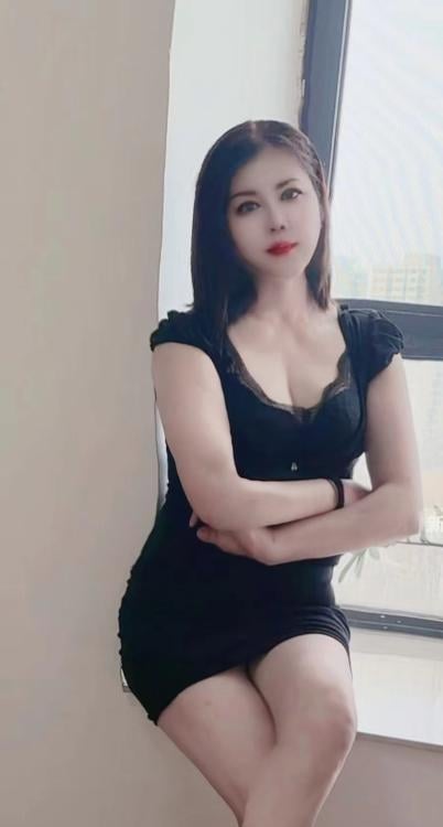 身材超棒的少妇