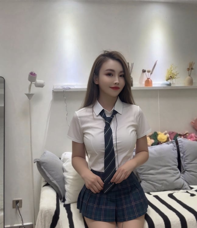 细腰颜值Tina