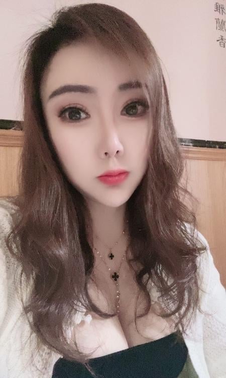 閪紧水多骚货