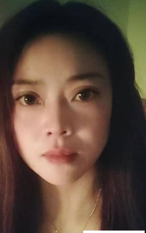 南京丁家庄一线天少妇