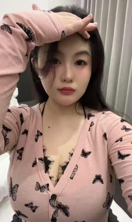 洪山巨乳肥臀周周体验