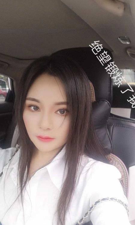甜美性感少妇