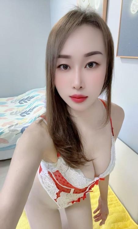 大奶妹子朵朵