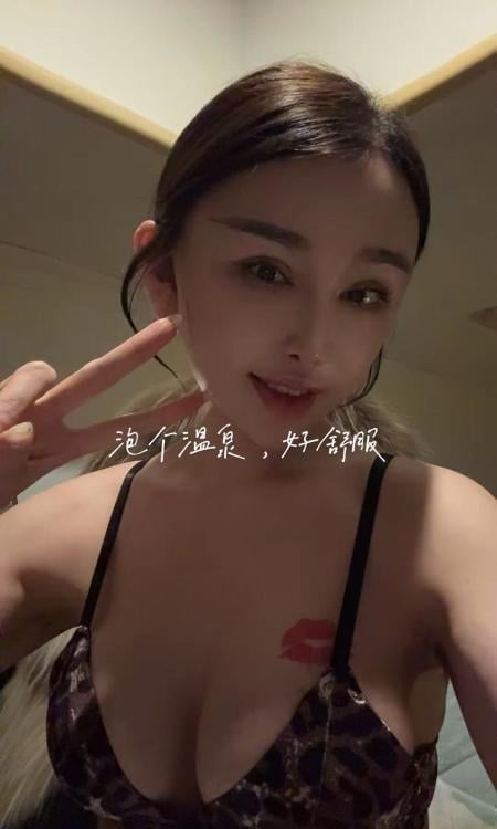 成都东站风骚丹丹