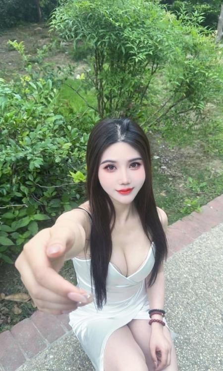 闵行好看小美女