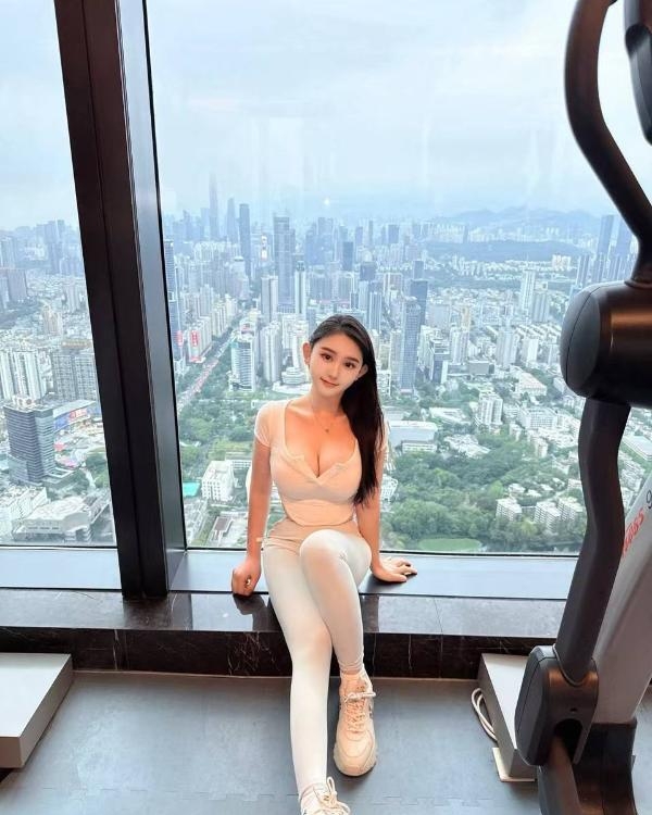 天然巨乳球球