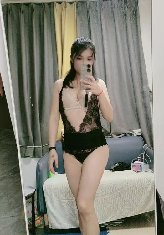 白云黄边桔子