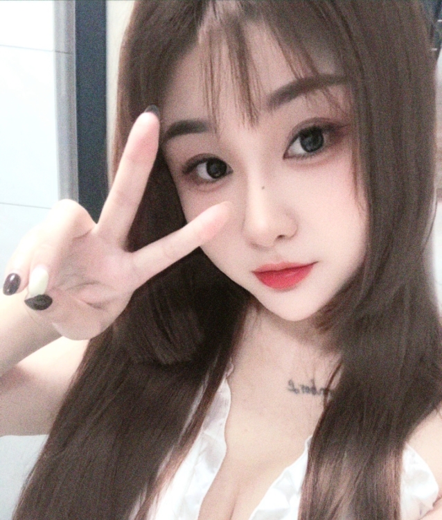肉感肥臀小骚b