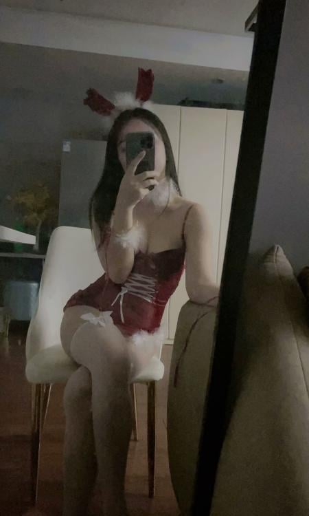 青羊肤白少妇沁儿