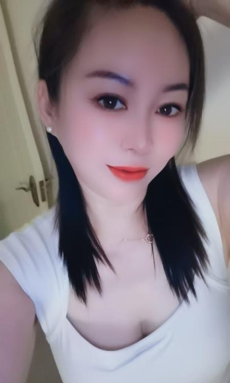 美容店老板娘