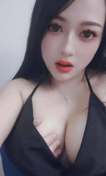 波霸菜姐姐