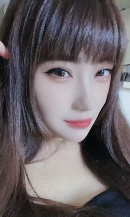 服务型美女