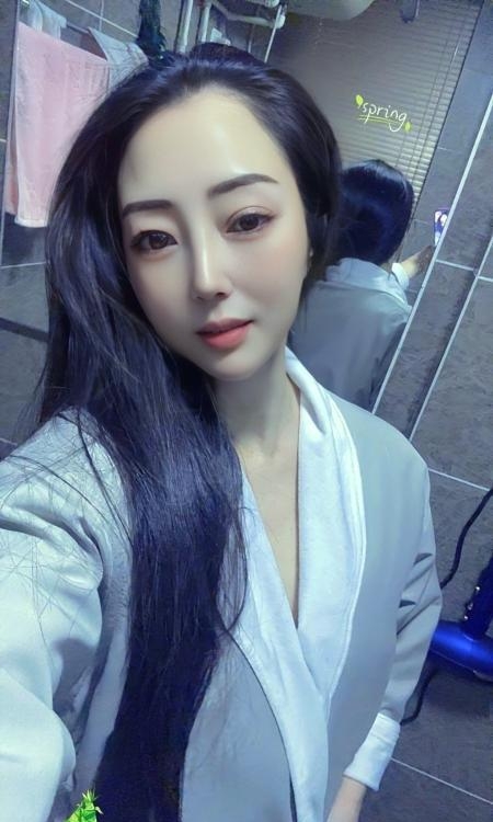 服务系御姐野玫瑰