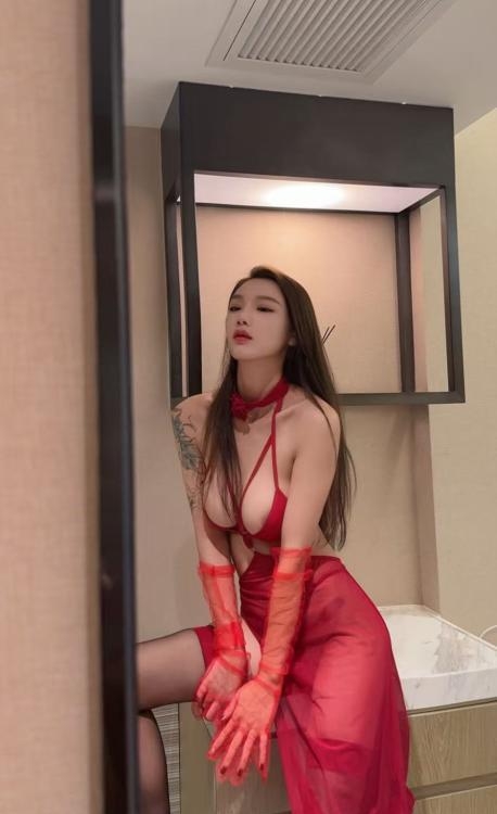 高挑女友铭铭