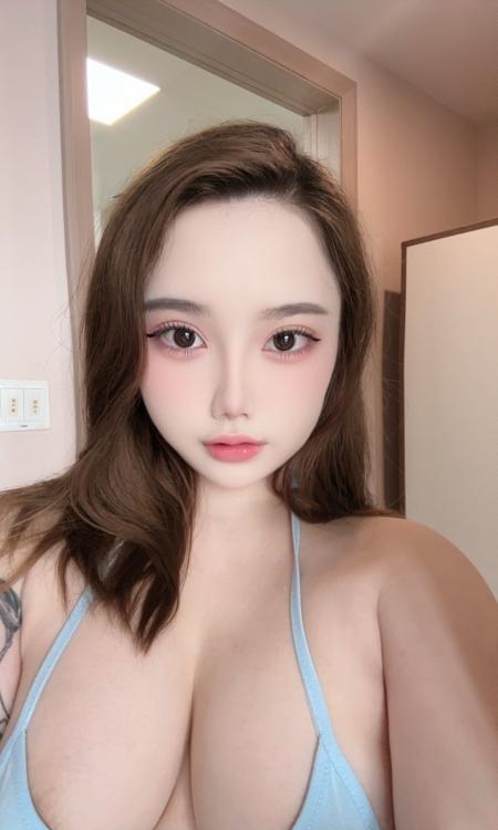 E奶大波素素