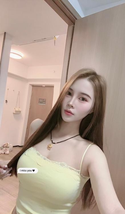 上海浦东陆家嘴大茜茜