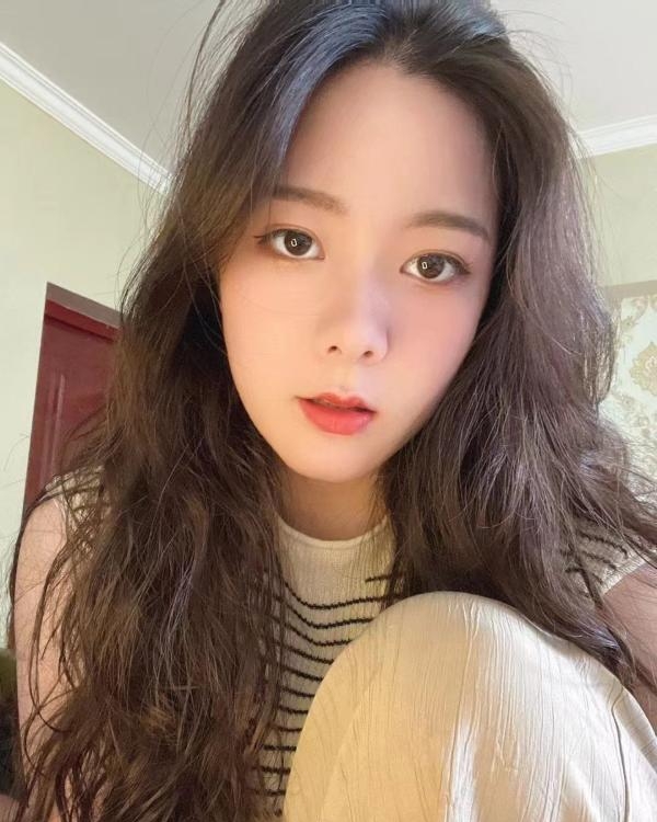 宝安成熟甜妹