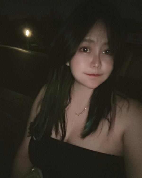 新街口E杯美女