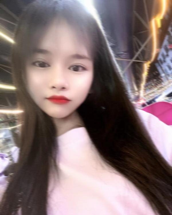广州舌吻美少女