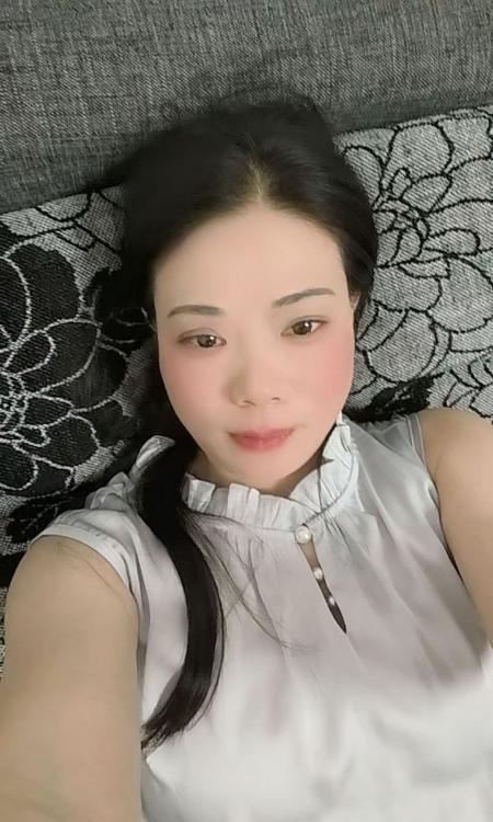雨花大胸骚妇